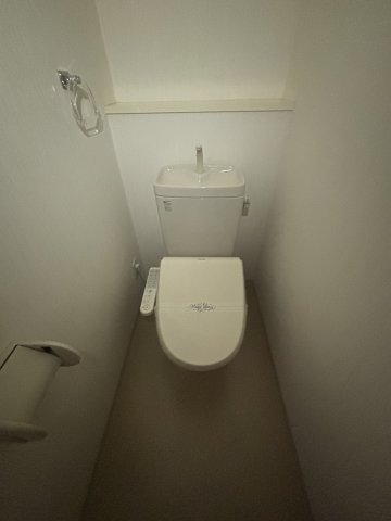トイレ　※同物件別号室参考写真