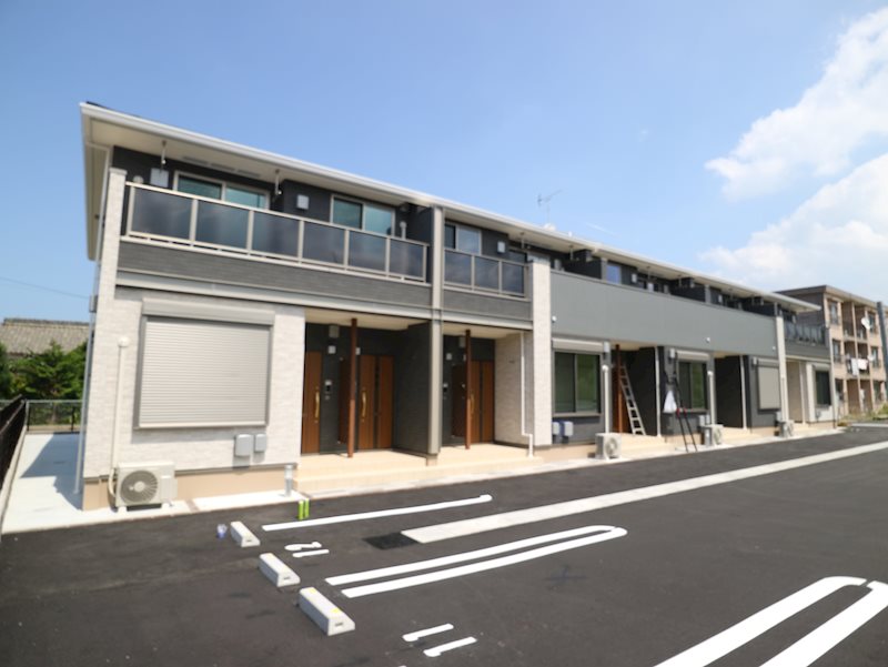 建物外観　初期費用分割払い可能です（クレジットカード利用可能）