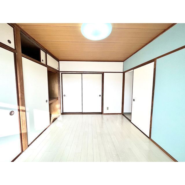 その他部屋・スペース　アクセントクロスでお洒落な空間☆