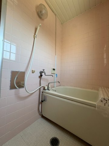 バス・シャワールーム　きれいなお風呂です