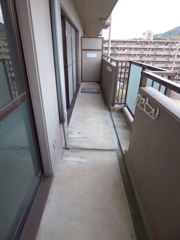 バルコニー　別部屋のお写真です。ご参考までに！
