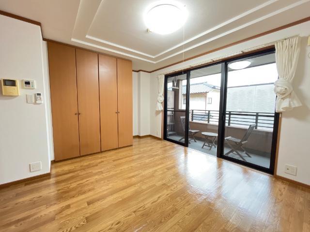 居室・リビング　リビング