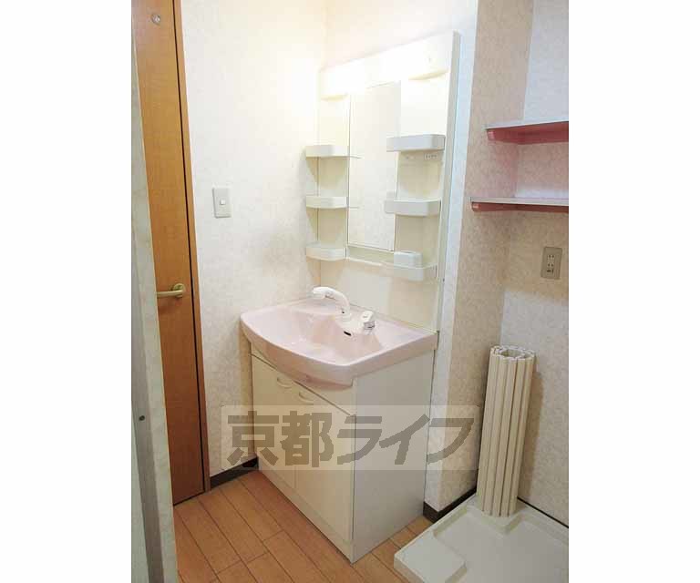 洗面設備　大きな洗面台！