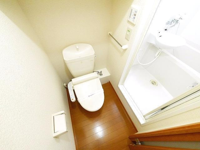 近鉄奈良線 大和西大寺駅 徒歩11分 2階建 築22年のトイレ写真