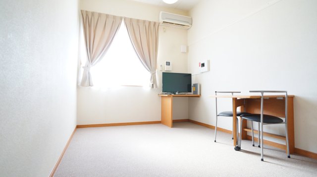 その他部屋・スペース　明るく開放感のあるお部屋