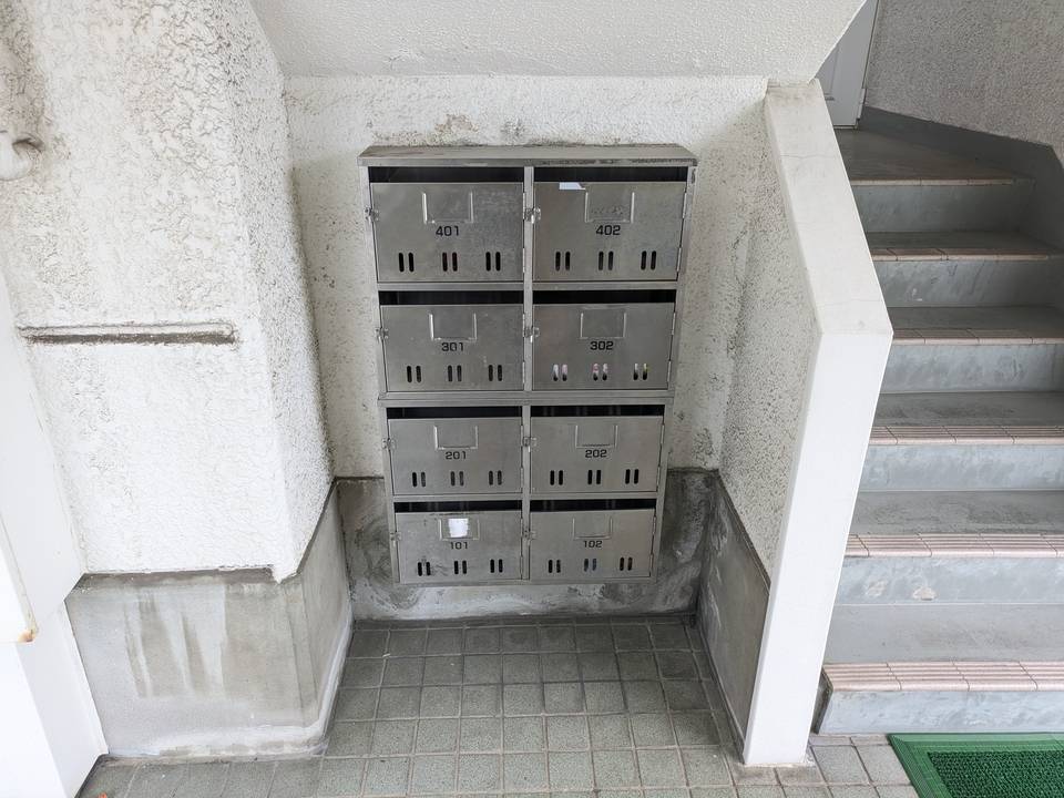 エントランス　メールBOX