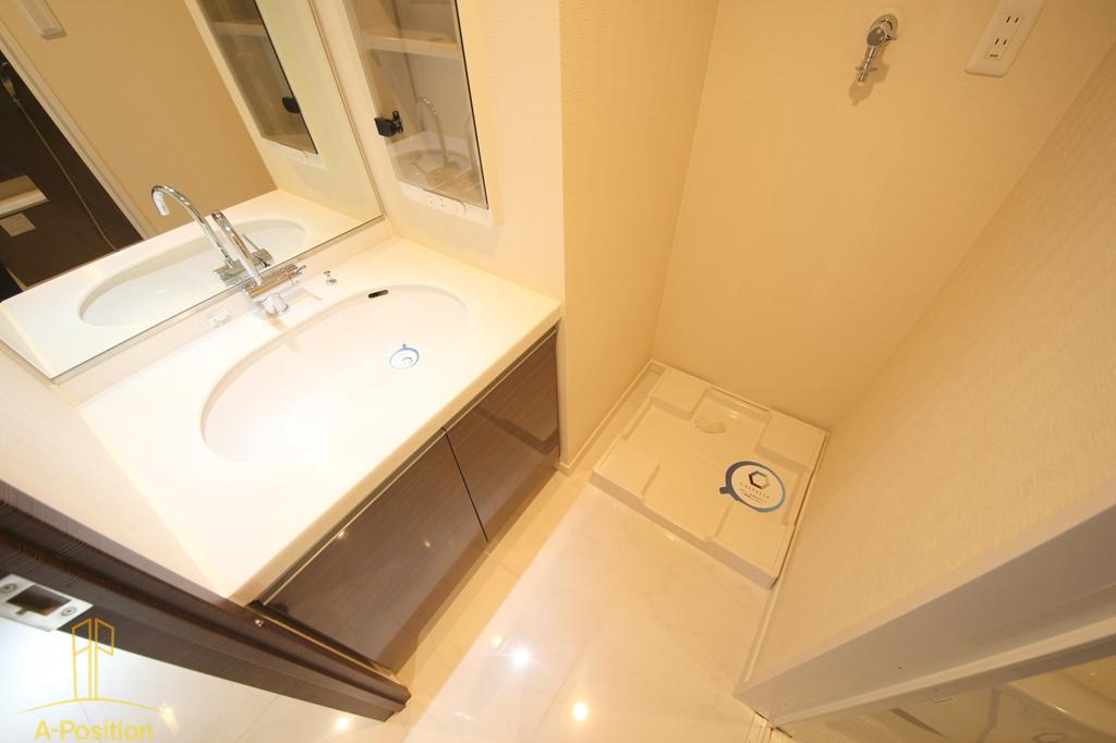 洗面設備　カスタリアタワー肥後橋