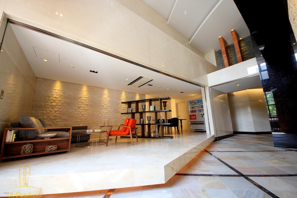 ロビー　カスタリアタワー肥後橋