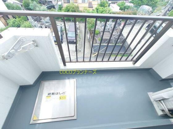 バルコニー　他のお部屋の写真になります。