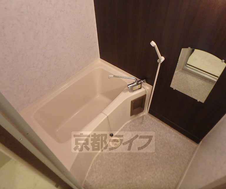 バス・シャワールーム　お洒落なバスルームです