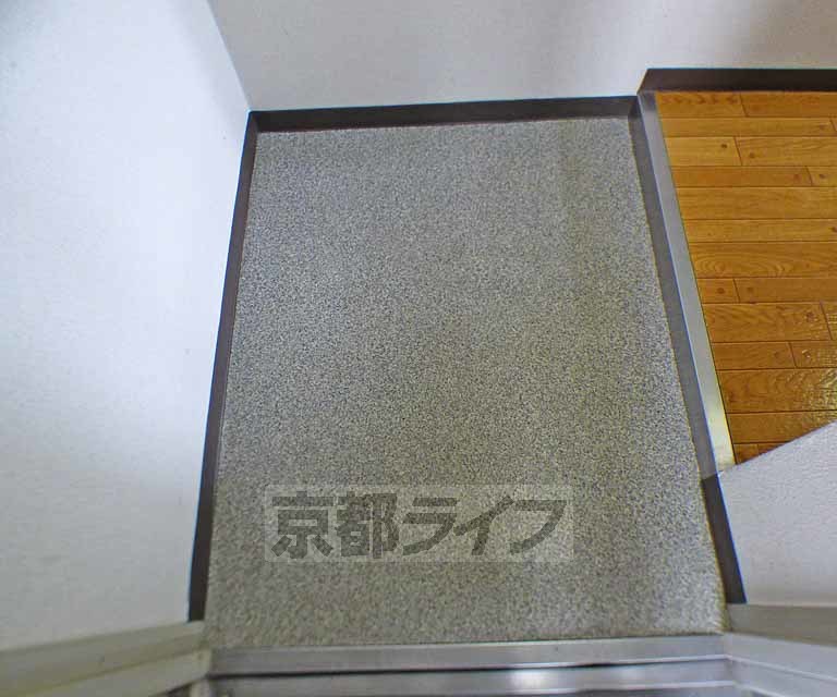 玄関　玄関です。