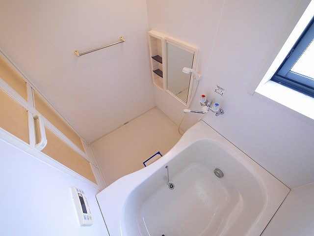 バス・シャワールーム　ゆったり過ごせるお風呂です