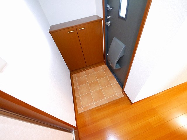 玄関　シューズボックス付きの玄関です