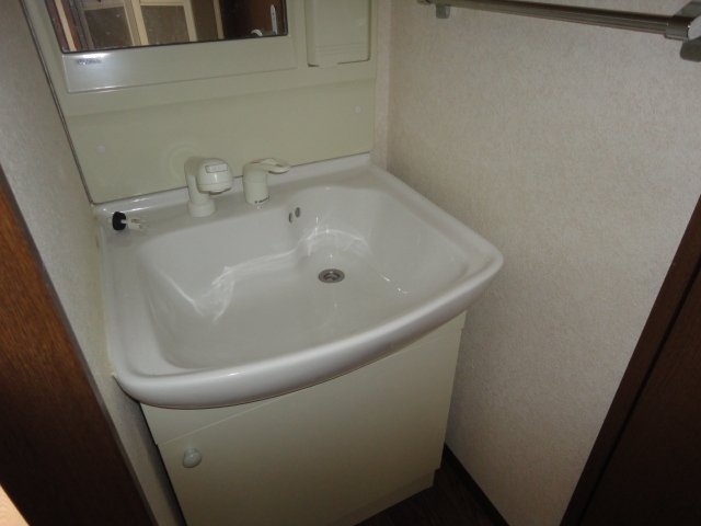 洗面設備　洗髪洗面化粧台