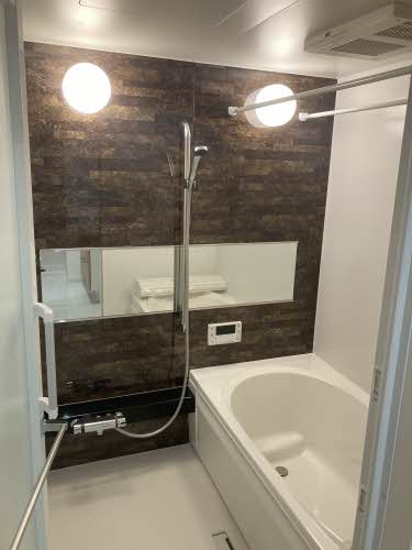 バス・シャワールーム