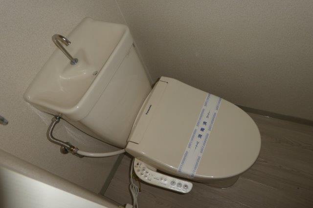 トイレ　ウォシュレット