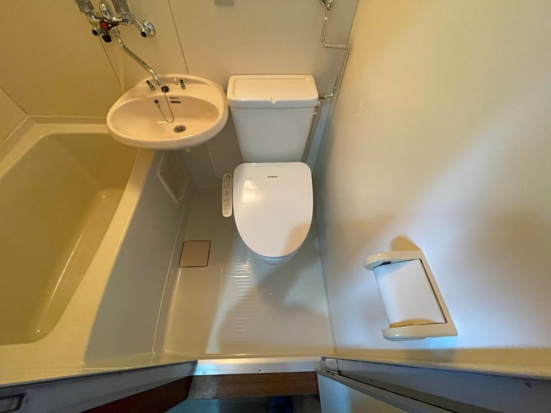 トイレ　トイレ