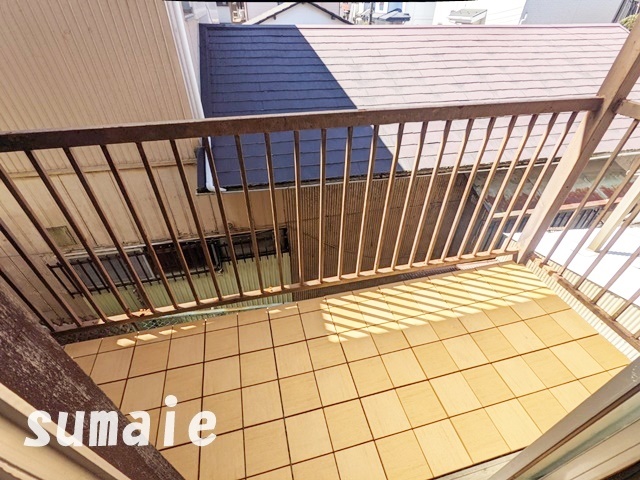 バルコニー　ちょっとした憩いのエリアのバルコニーです！