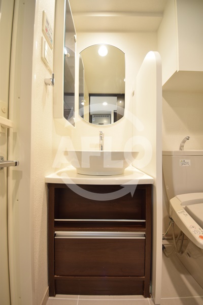 洗面設備　アーデン堺筋本町　おしゃれな洗面台