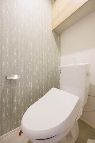 トイレ　※別号室の写真となります。