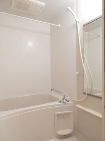 バス・シャワールーム　きれいなお風呂です