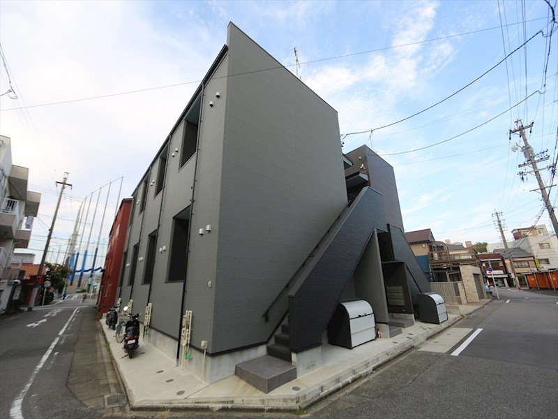 建物外観　外観　デザイナーズ　光インターネット無料