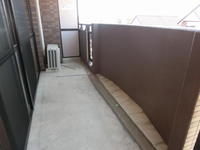 バルコニー　ベランダ