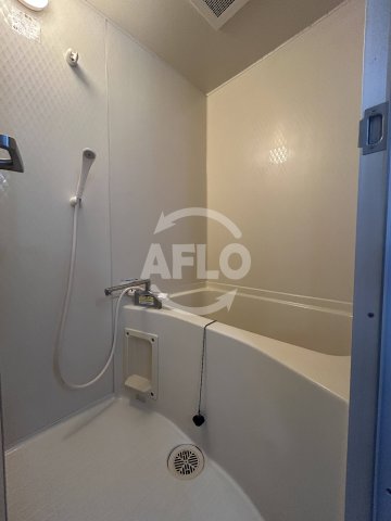 バス・シャワールーム　コンセール裕恵　浴室