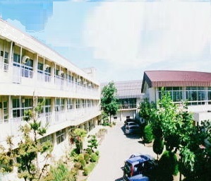 中学校　水沢南中学校（中学校）まで500m