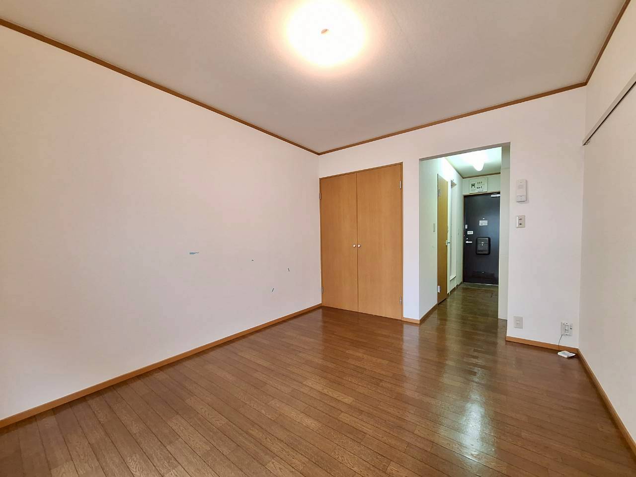 居室・リビング　★6.5帖の洋室★