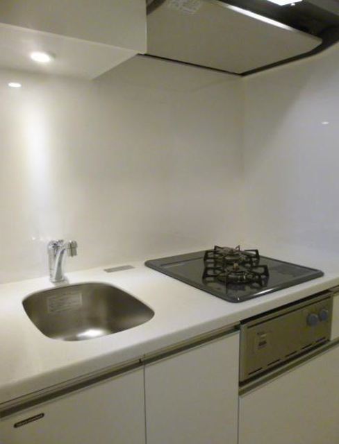 キッチン　※別部屋参考写真