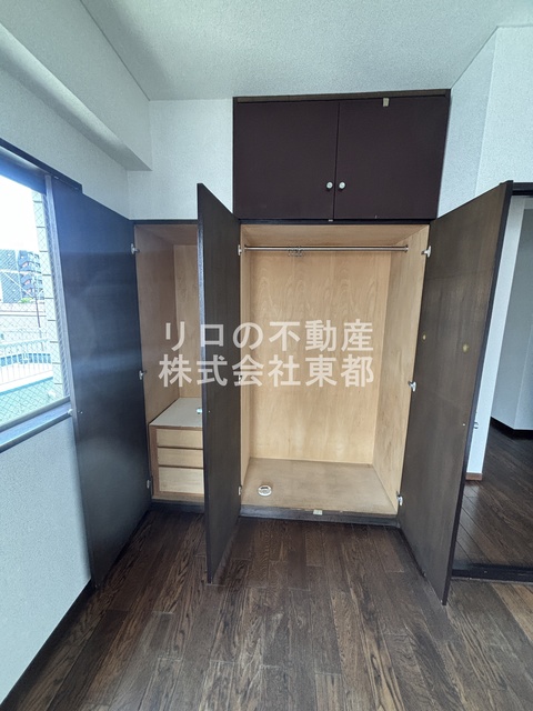 収納　奥行のある収納付です！増えがちな荷物をもスッキリ収納できます