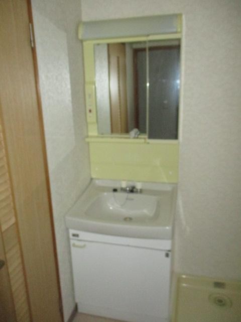 洗面設備　身支度に欠かせない洗面台☆