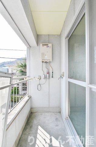 バルコニー　開放的で明るい空間を演出してくれるバルコニーです