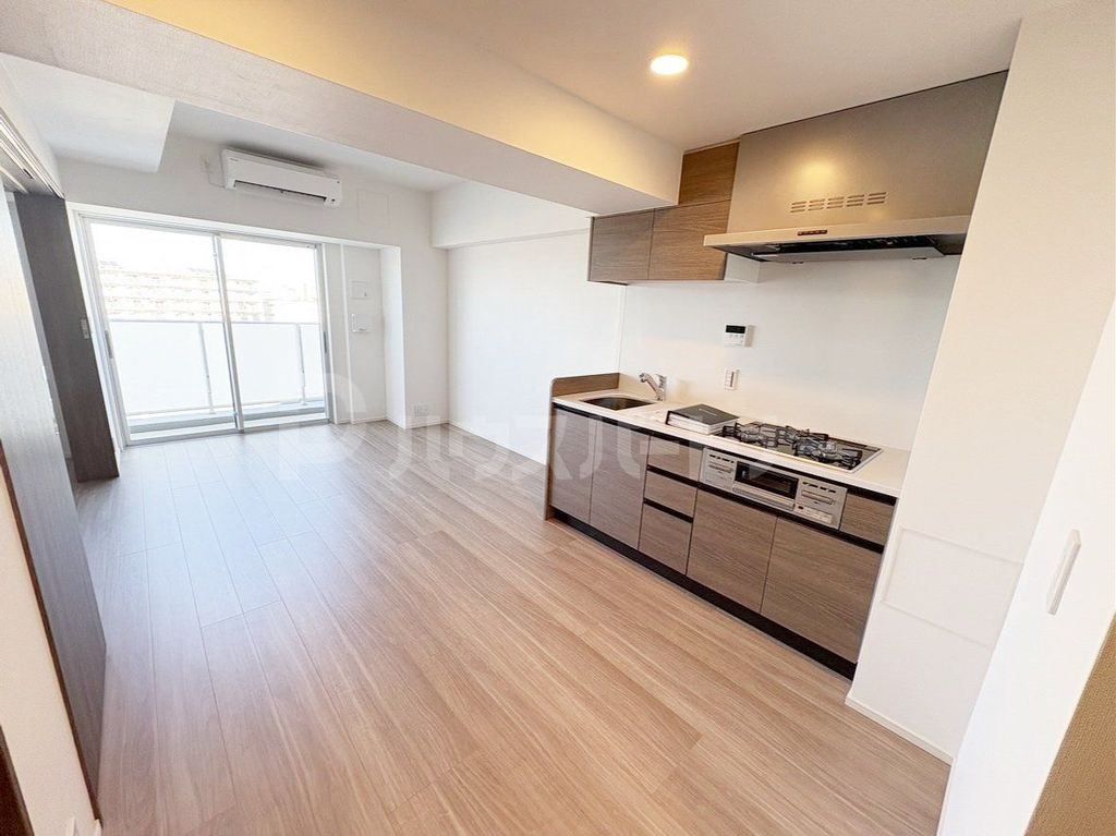 居室・リビング　キッチン