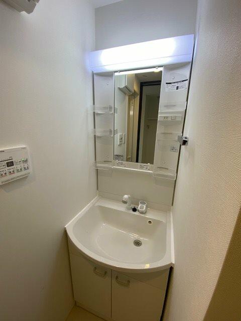 洗面設備　※参考写真