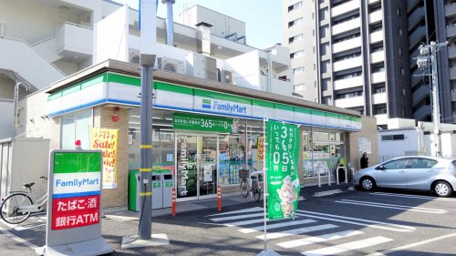 コンビニ　ファミリーマート 代官町東店（コンビニ）まで574m