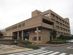 役所　伊勢原市役所（役所）まで1400m