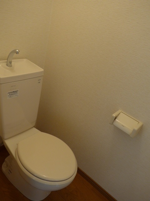 トイレ　別号室の参考写真