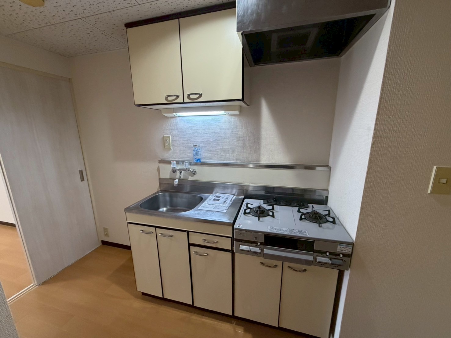 バス・シャワールーム　※同建物別部屋写真です。ご参考ください。