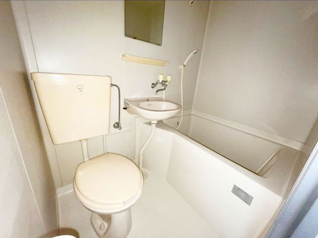 バス・シャワールーム　バス