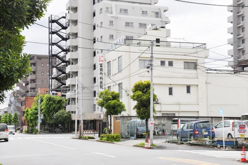 病院　冨田医院（病院）まで156m