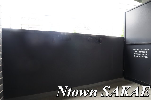 バルコニー　お洗濯にも便利なバルコニー付き