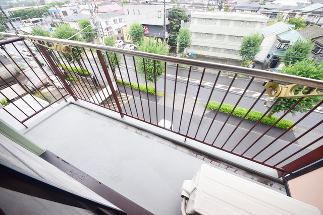 バルコニー　～今日は朝からお洗濯っ～