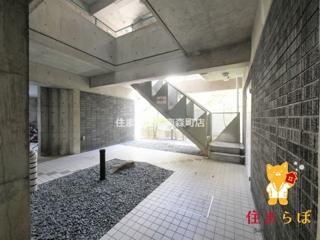 エントランス　共用部の印象も大切に