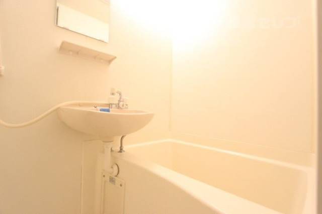 バス・シャワールーム　※同型タイプイメージ