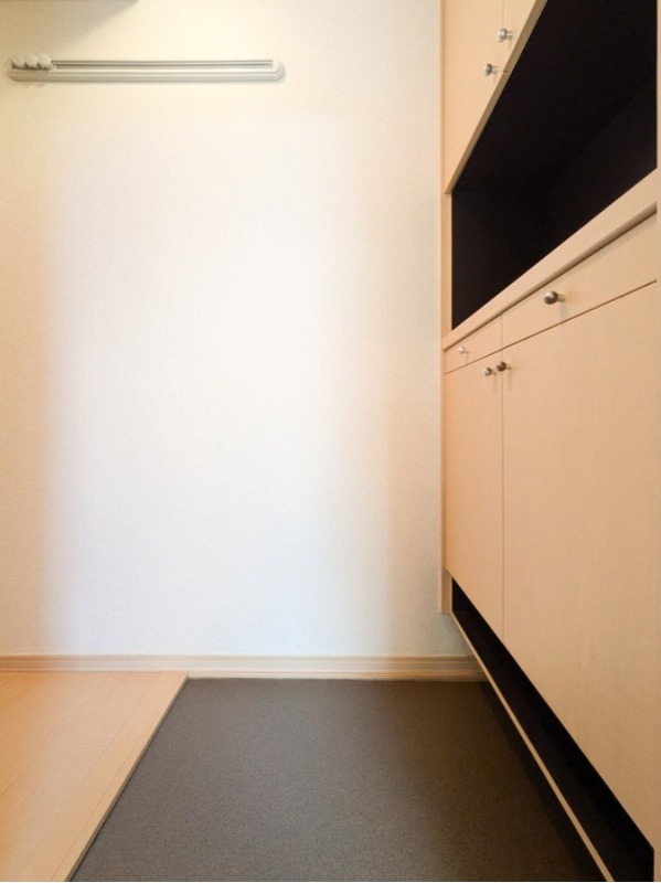 玄関　図面と現状に相違がある場合には現状を優先