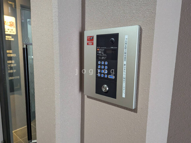 エントランス　自転車置き場