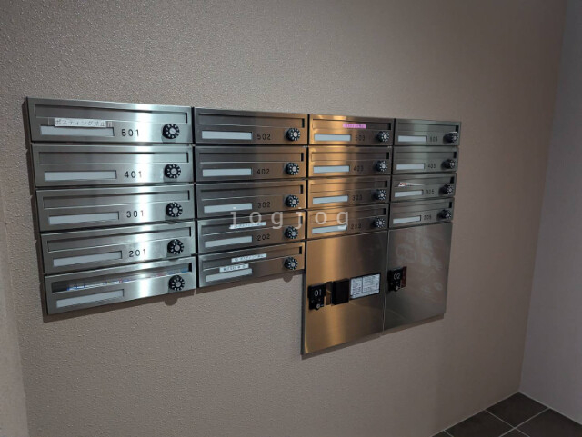 ロビー　ゴミステーション