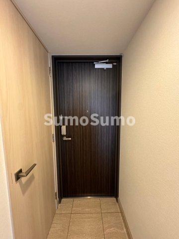 玄関　収納もある玄関です